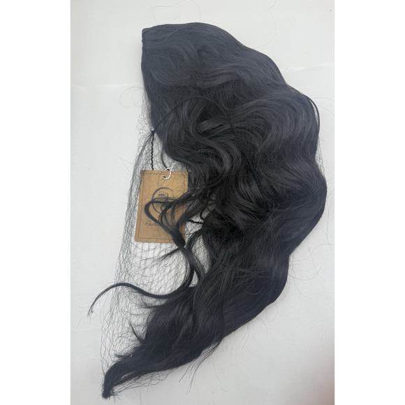 Fashion Wig, Realistic Heat Resistant Black Wig - Long Wavy Wig with Tag *READ.. - Picture 15 of 15